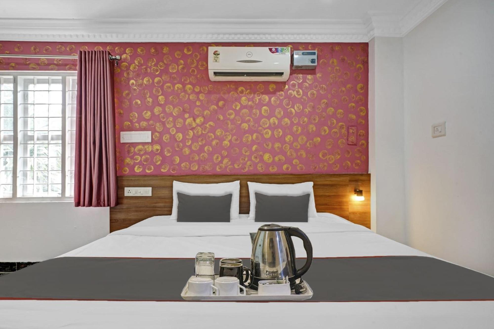 Capital O Rayan Plaza Hotel Kochi ภายนอก รูปภาพ